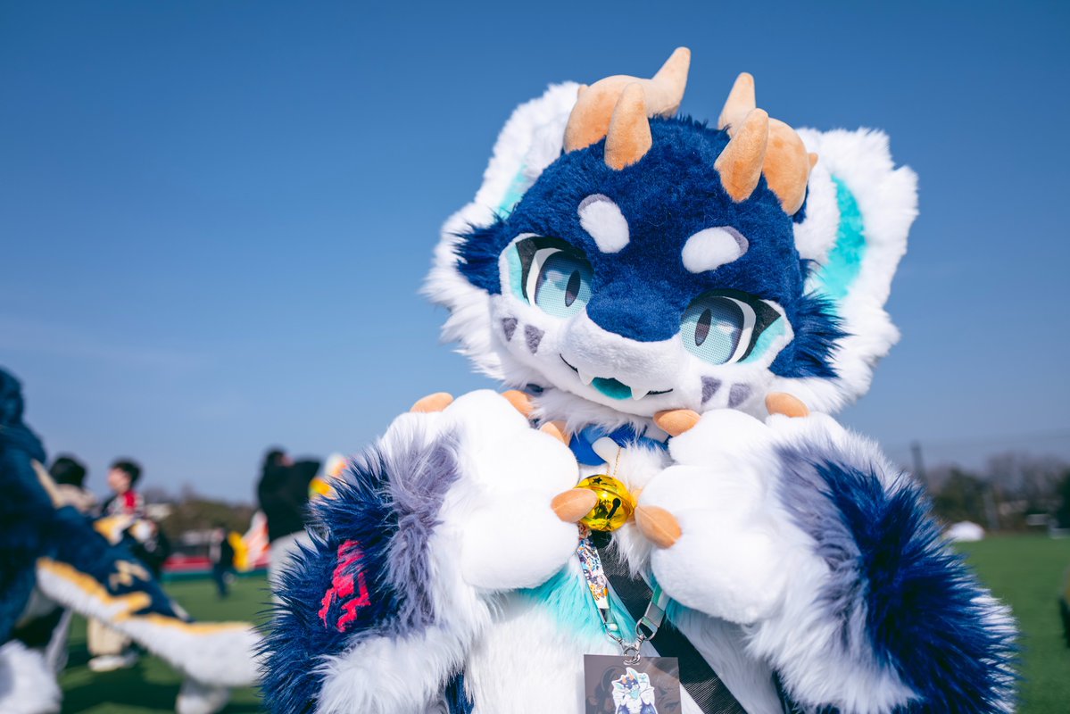 또 월요일이 찾아왔어! 힘들겠지만 이번 주도 즐겁게 보낼 수 있으면 좋겠어!
#FursuitEveryday

📸:<a href="/Satohuki/">후키</a>