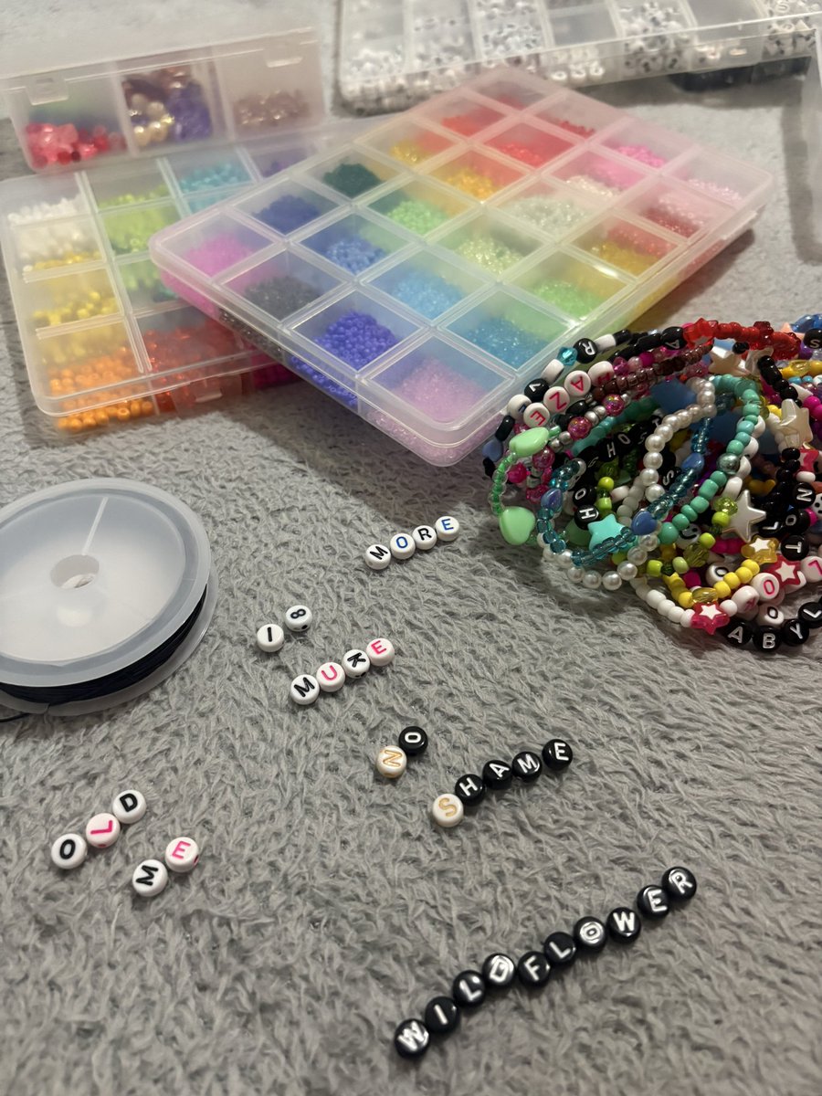 Késs ★ tweet media