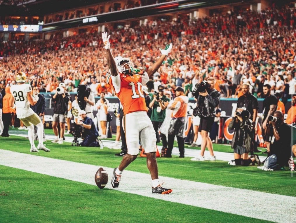 Jaarontharpe12 tweet media