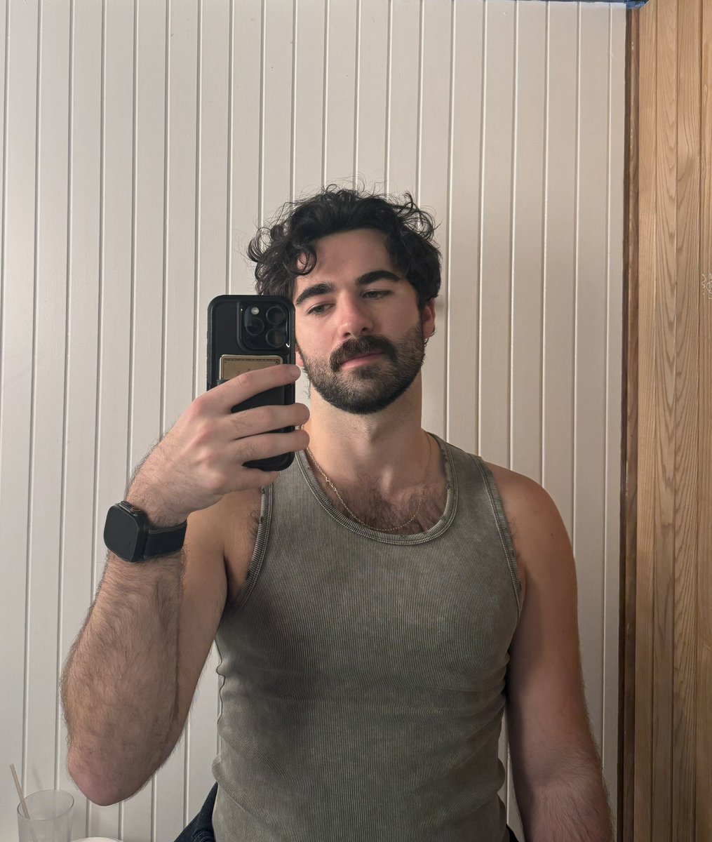 e2 cyrene owner tweet media