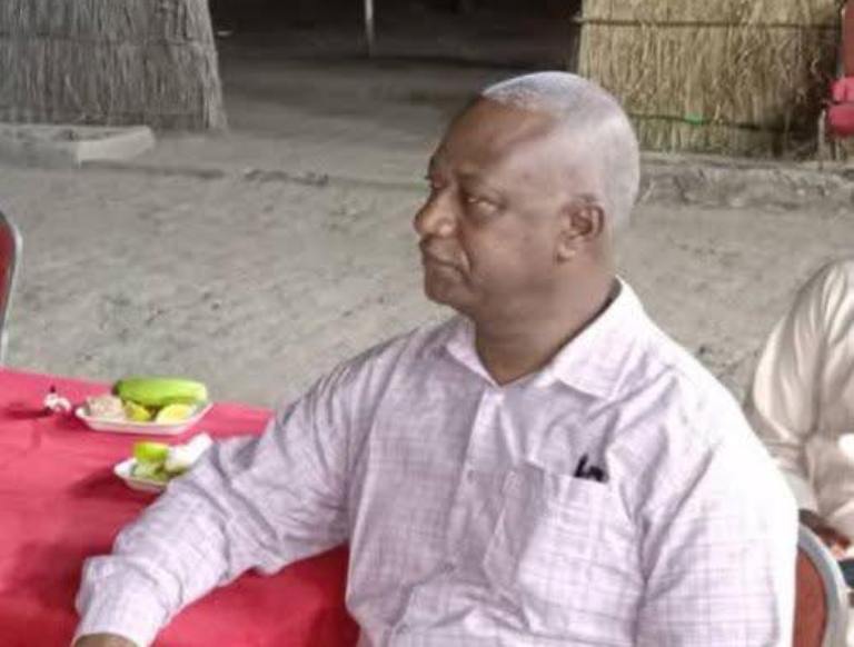SudanTribune_EN's tweet image. Sudanese rights group Emergency Lawyers rejects the death sentence against lawyer Abubakar Mansour. The group says the case, involving charges of undermining the state, was marred by procedural flaws and restricted defence rights.
sudantribune.com/article/313189
#Sudan #HumanRights