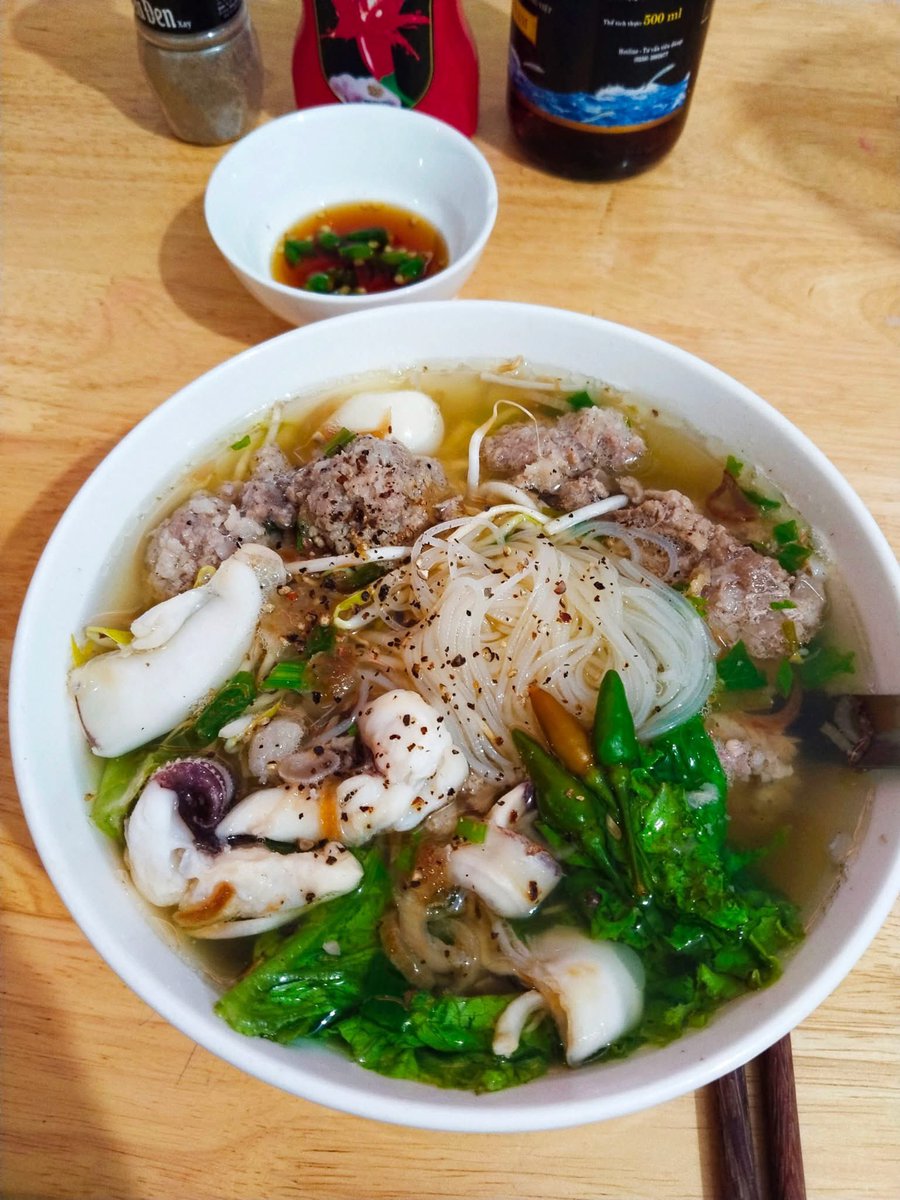 Bảo vy (✱,✱) tweet media