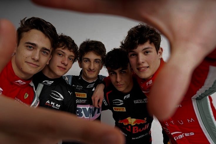 𝔇𝔦𝔫𝔬 tweet media