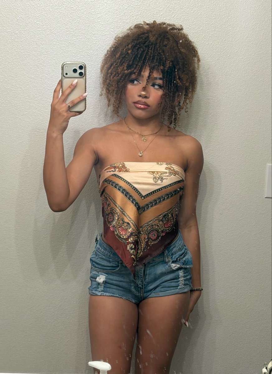 kat (@kvrtezz) / Posts / X