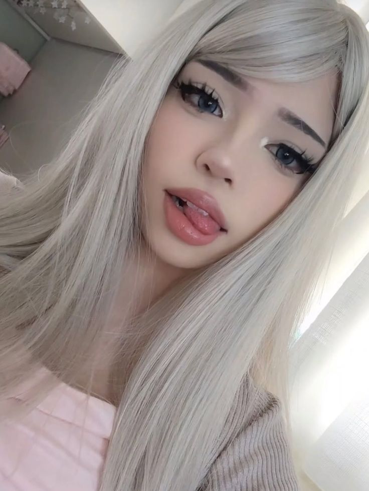 Leah tweet media