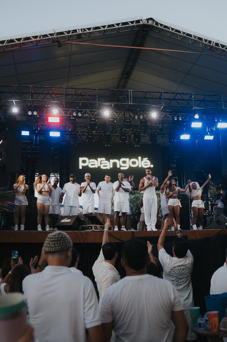 Banda Parangolé tweet media