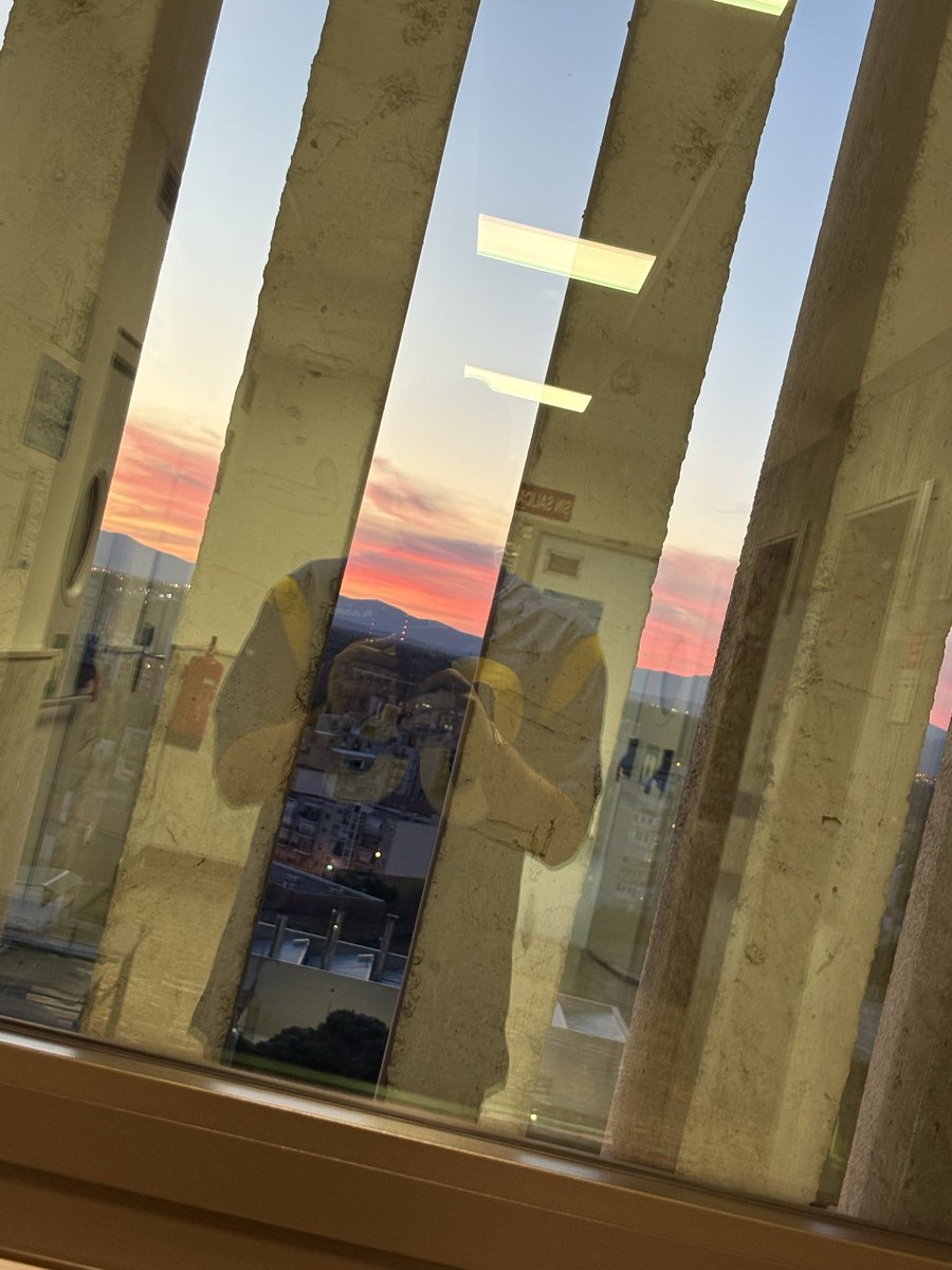 Legon91's tweet photo. Una foto por semana en el hospital militar https://t.co/k6f22BlLfc