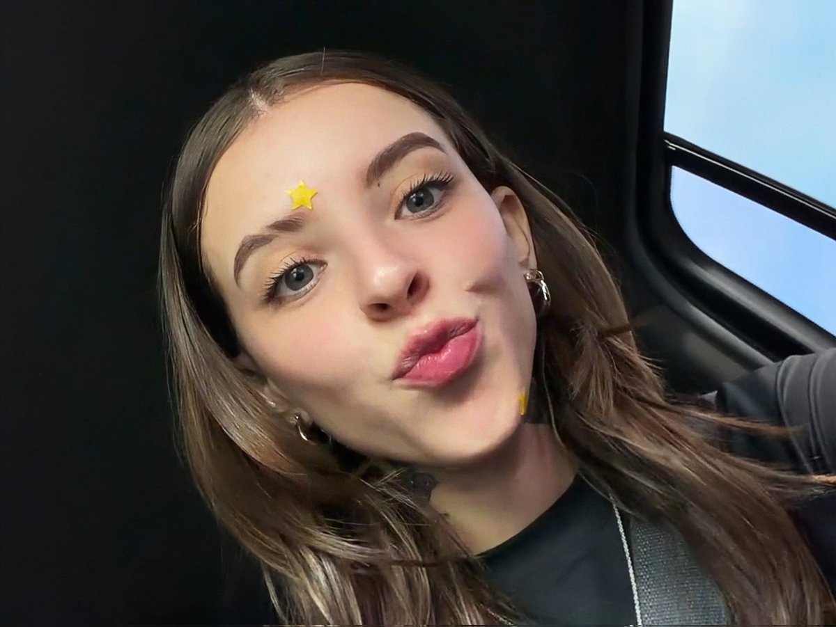 Mitch🦖 tweet media