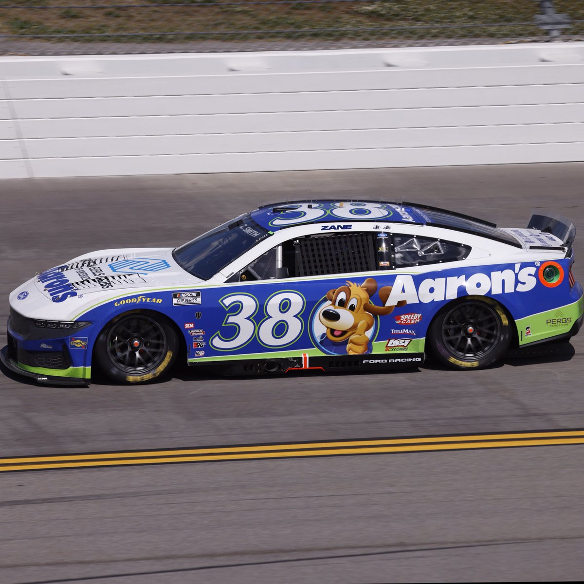 FordRacing's tweet image. Runner up finish for @Chris_Buescher and four Fords in the Top 10 here in Talladega. @ZaneSmith P5, @AustinCindric P8, and @NoahGragson P9. 

#AmericasRaceTeam🇺🇸 #NASCAR