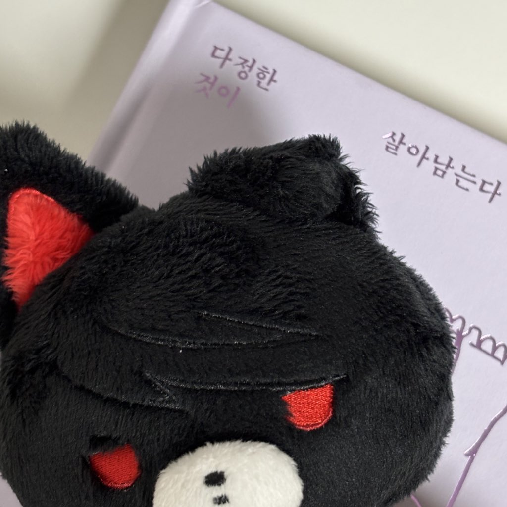 먹くん tweet media