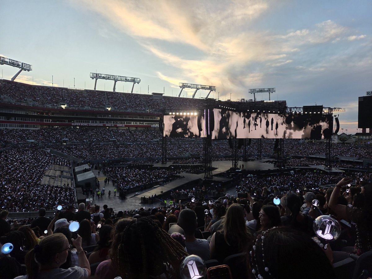 𝐒𝐨𝐚𝐡⁷🥢𓊝 tweet media