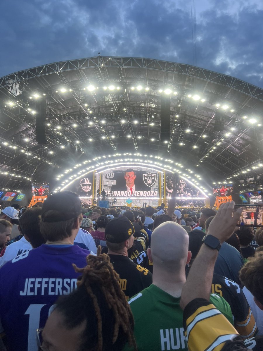 DF SPORTS tweet media