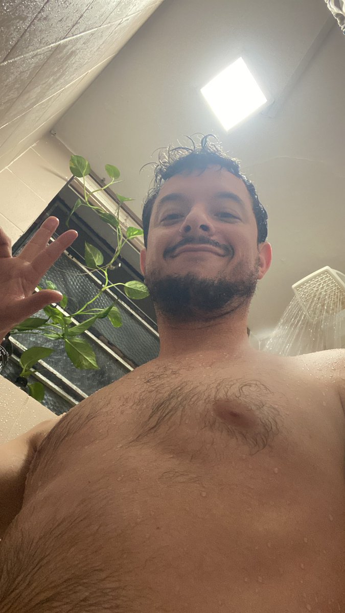 wi wi wi tweet media