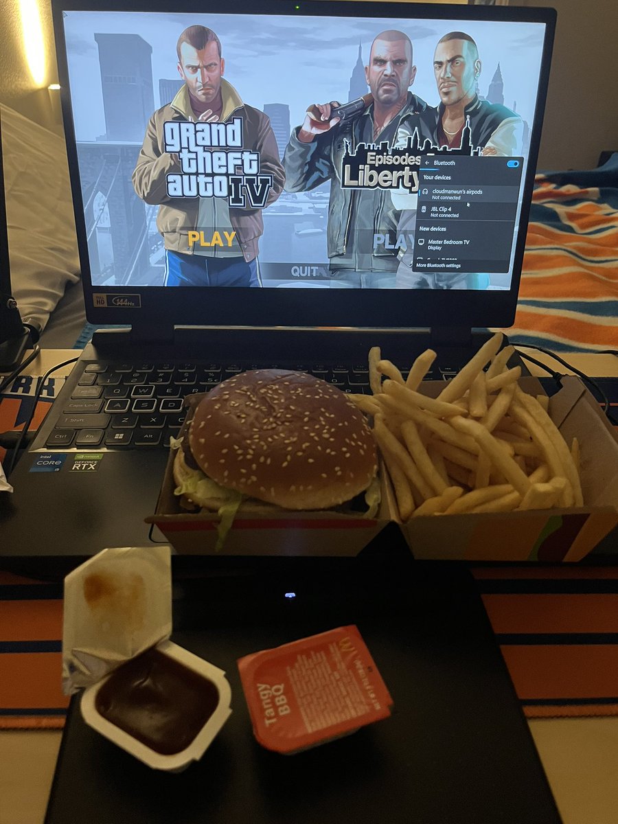 cloudmanwun tweet media