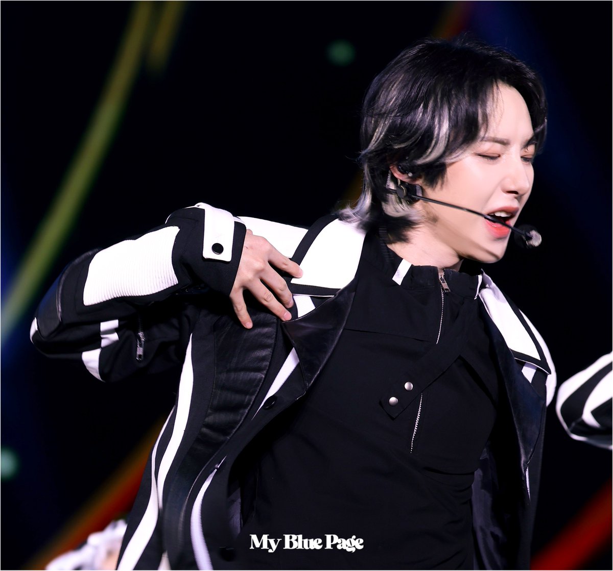 ᴍy ʙʟᴜᴇ ᴩᴀɢᴇ tweet media