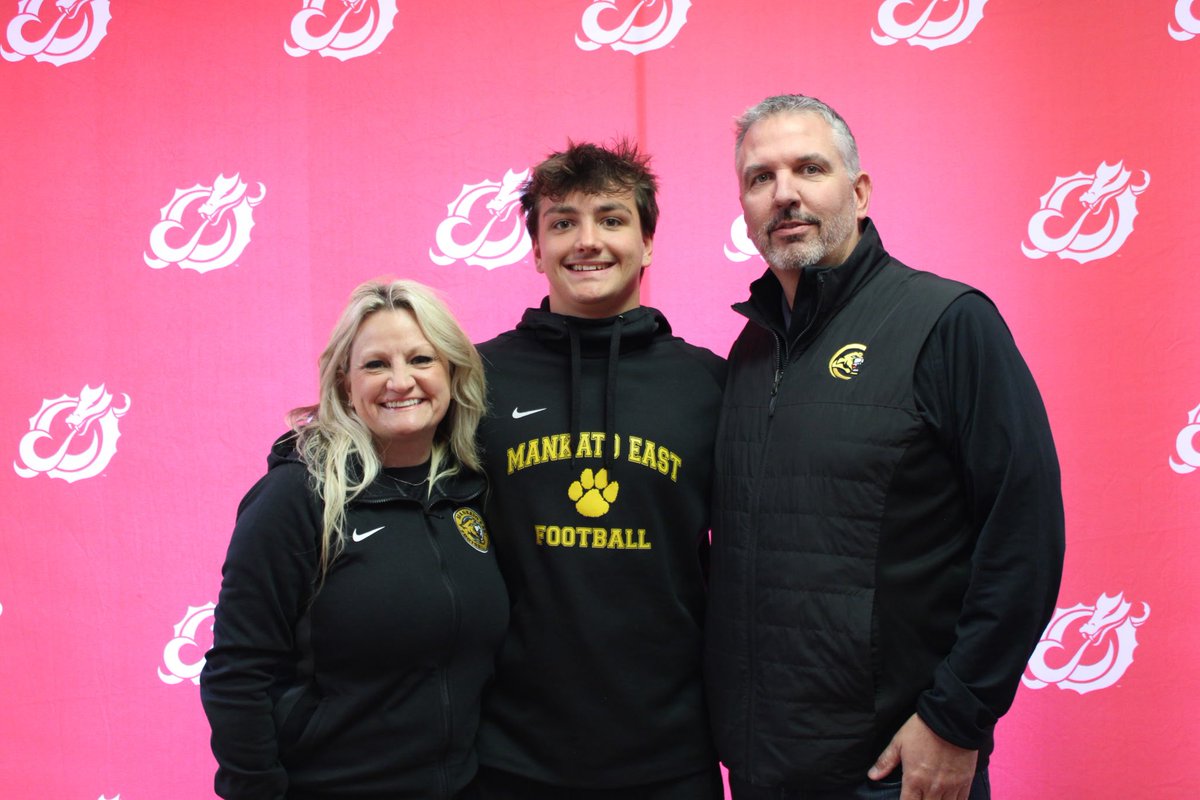BlakeKamphoff's tweet photo. I had a great time @msum_football yesterday! thank you @Coach_Martin55 for the invite. @KatoEastFB https://t.co/oq9h4tb2I5