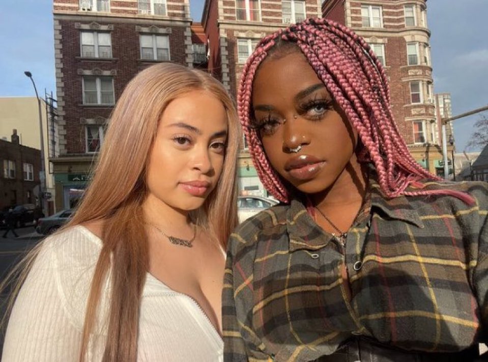 Red Media tweet media