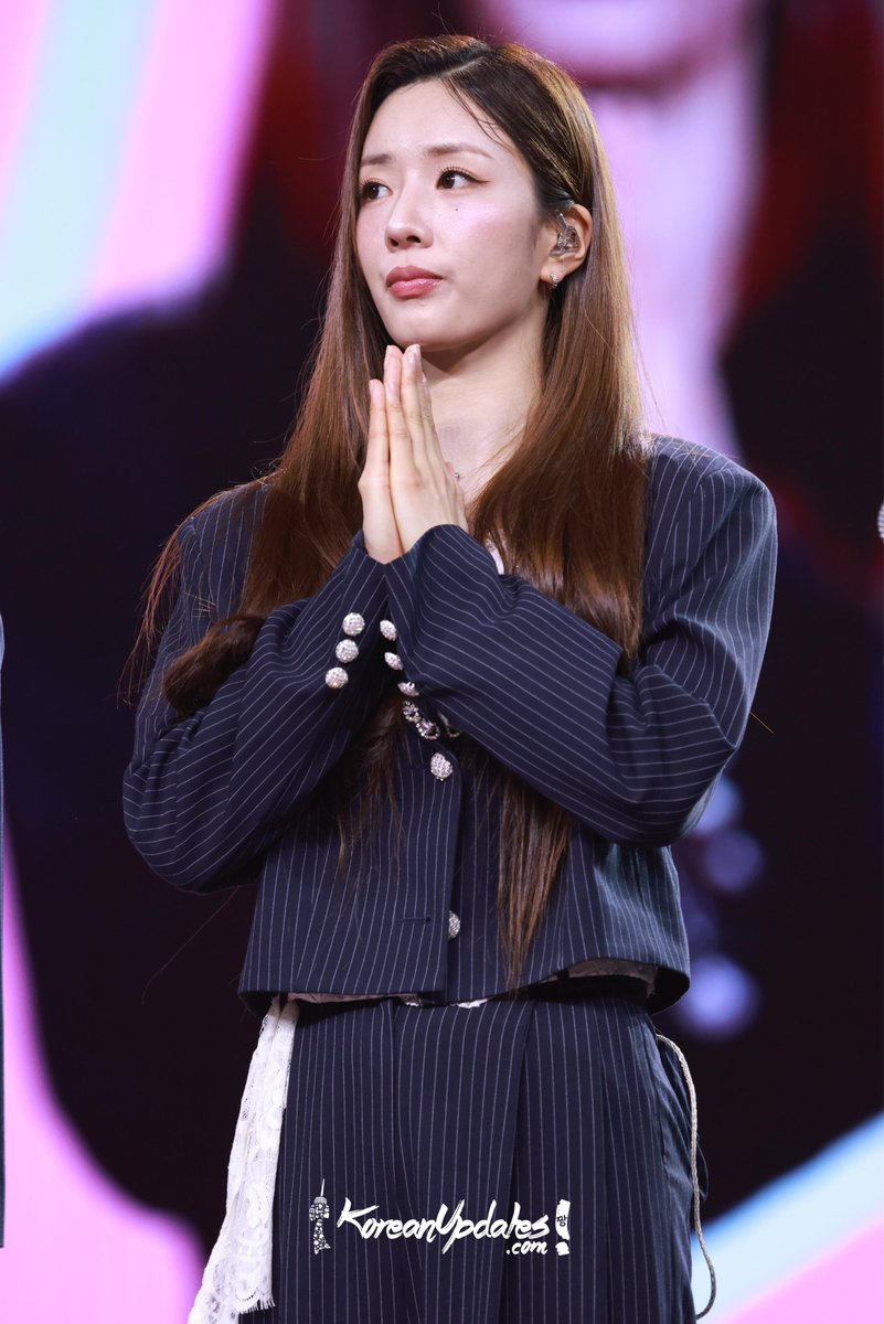 KoreanUpdates! tweet media