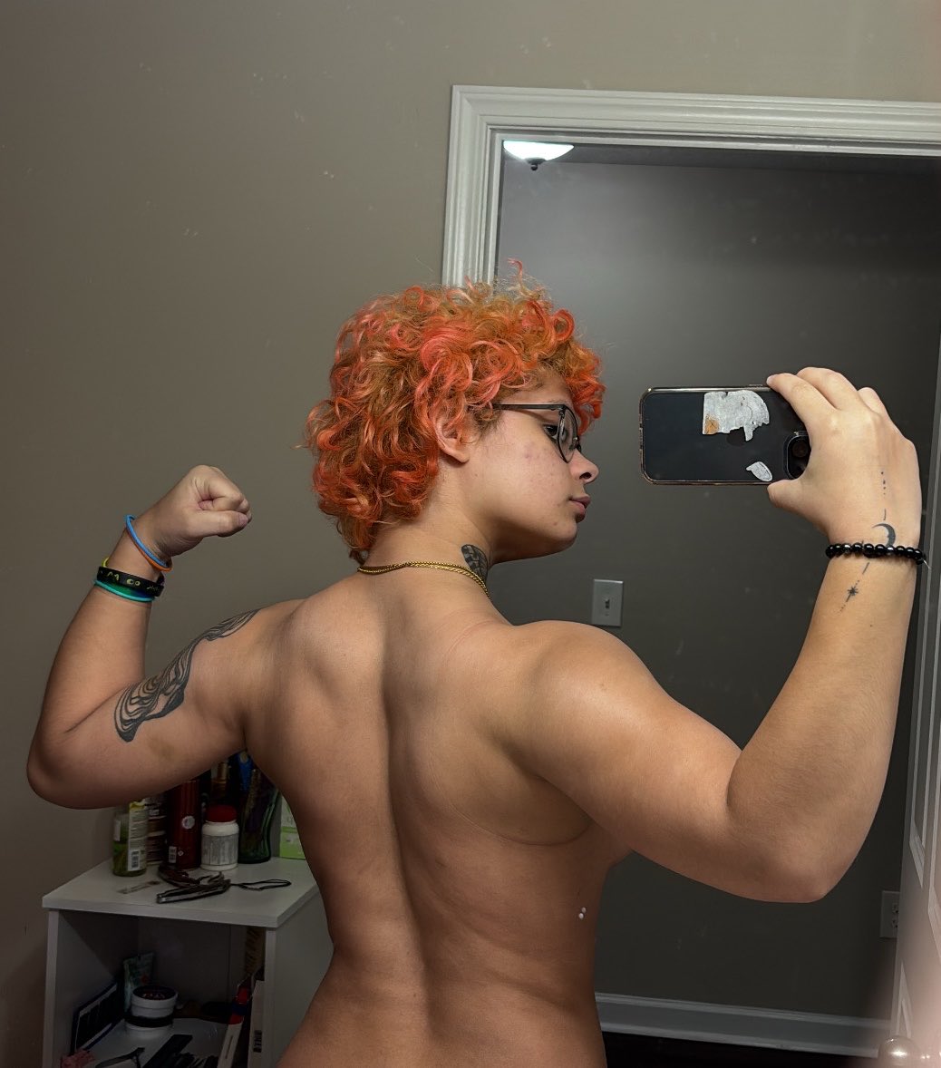 ☆°•bunnyboy lui•°☆ tweet media