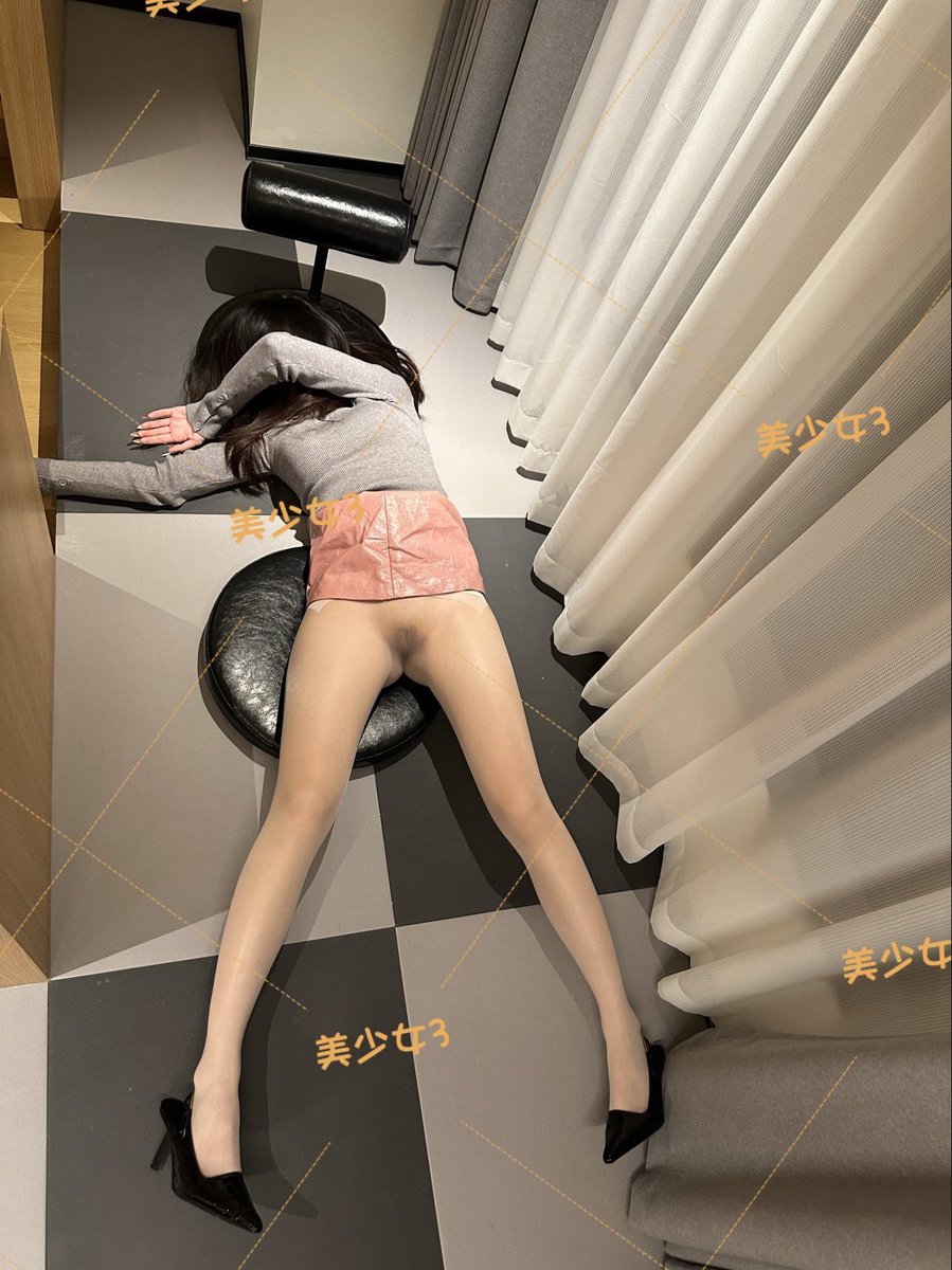 有一个美少女叫33 tweet media