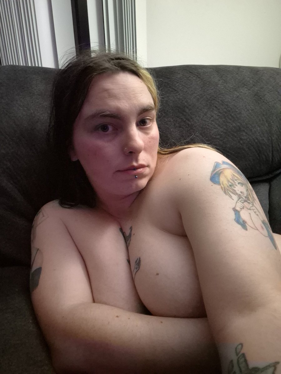 LLBassGrl tweet media