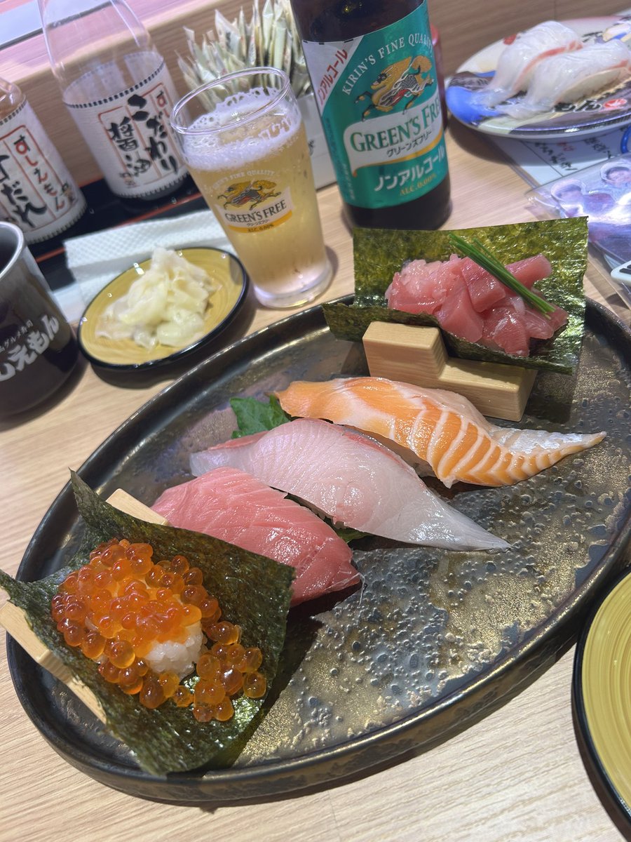 やまこ tweet media