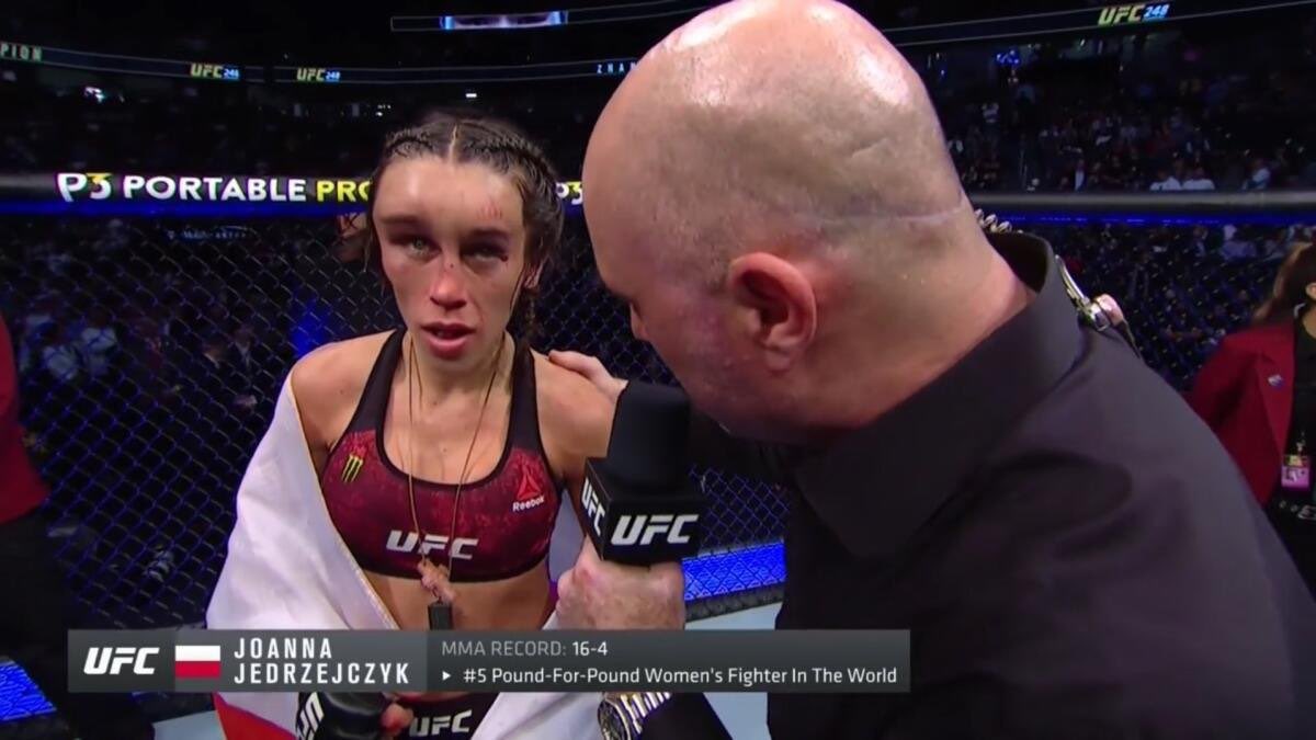 <a href="/supernovaboxing/">Supernova: Genesis</a> <a href="/alanafloresf/">AL4NITA</a> Los comentaristas de Supernova:
¨Se que que alana estuvo mucho mejor¨

Alana: