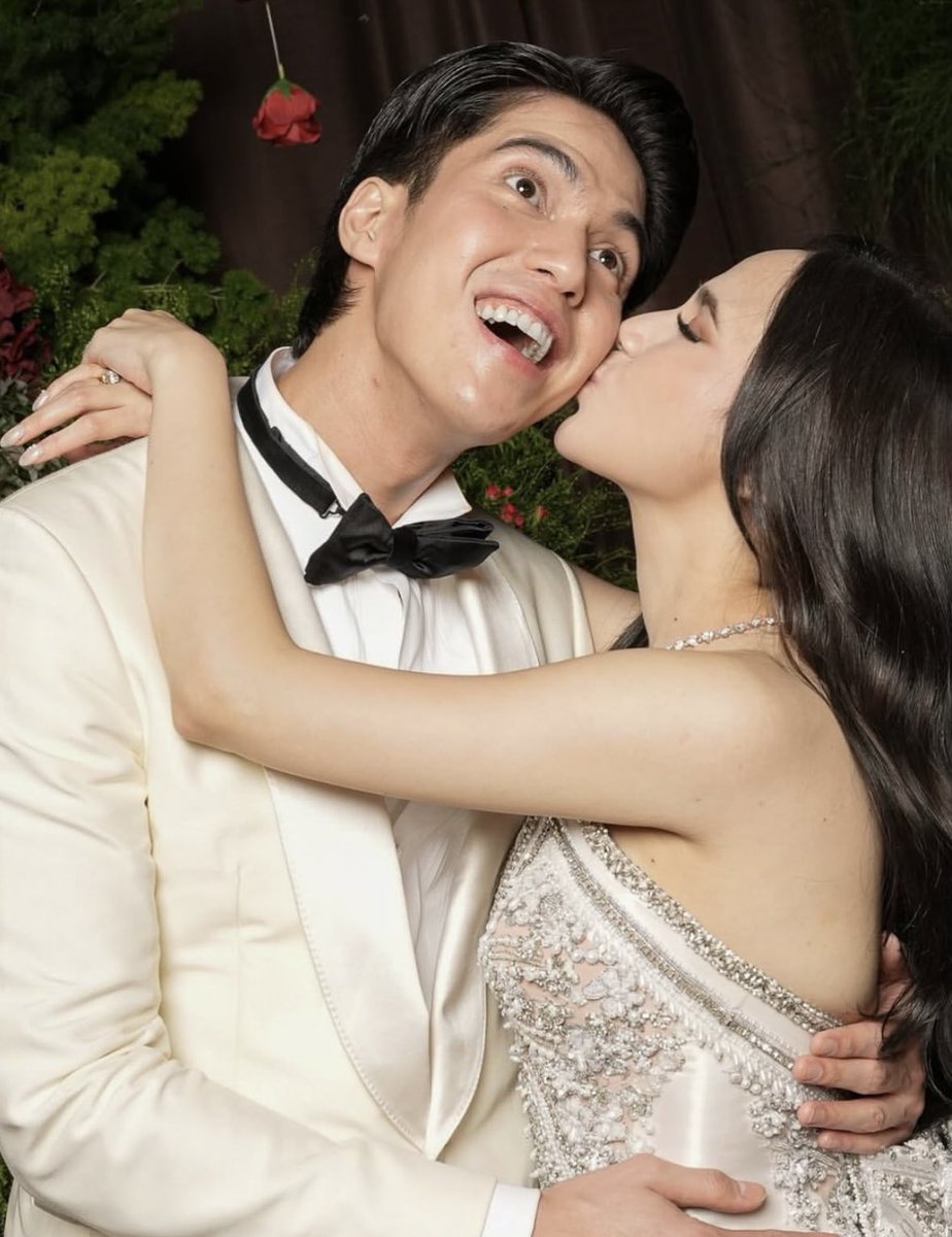 Rftoktv15_'s tweet photo. Aaaaaaa gemesh sekalii 😍😍
Congratulation semoga menua bersama kaliann 🫠 https://t.co/UfvwqFeZnq