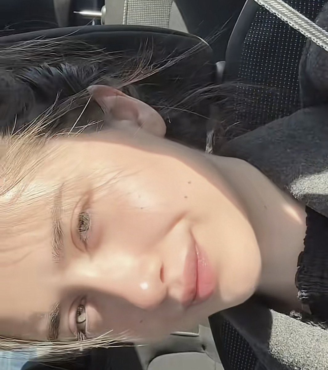 _imzhea's tweet photo. how to be you Ilsu babe —fresh in the morning 🤭 #arafta https://t.co/GFOqfjGRTc