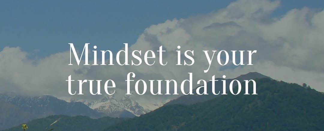 BetterYouSkills's tweet image. MOTIVATION &amp;amp; MINDSET 🚀

MINDSET is your true FOUNDATION.

Everything you build in life starts with how you think. 💪

#ThinkBIGSundayWithMarsha
#Motivation #MindsetMatters