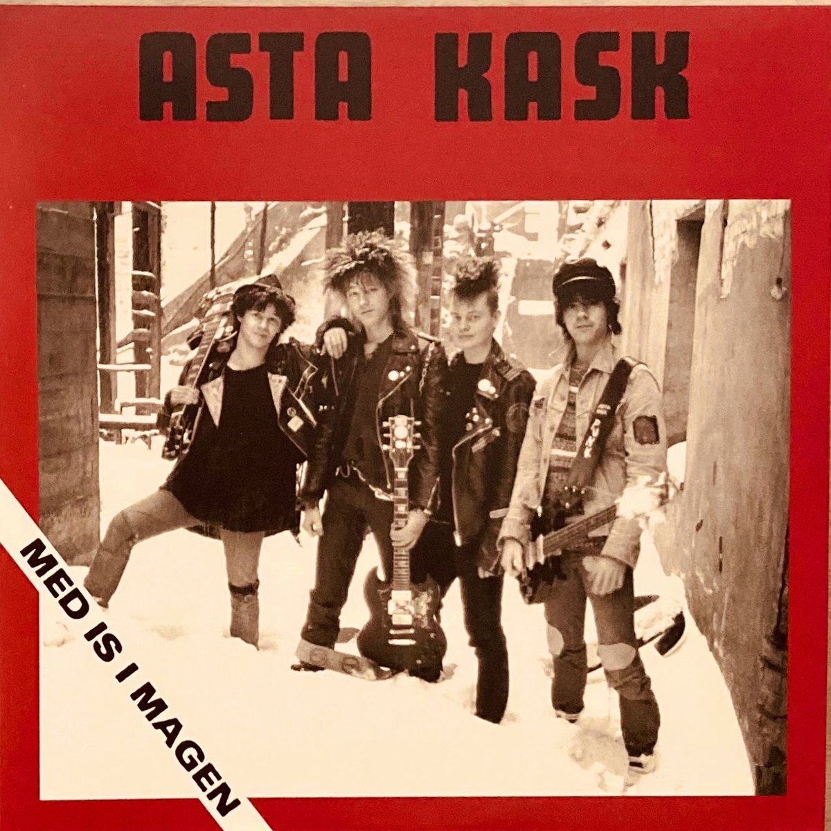 nice3㌦ a.k.a. あの伝説のたつや tweet media