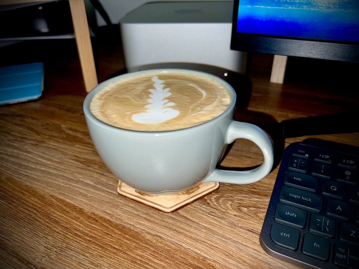 tomasznicieja's tweet image. Dzień dobry / cześć, zaczynamy kolejny tydzień, poniedziałek... Kto już po kawie? 

Miłego dnia😉

#Coffee #CoffeeTime