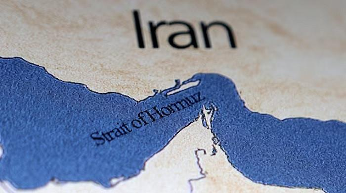 US-Iran Tensions De-escalation | How a Secret Message via Pakistan Just Raised the Stakes with Iran

zaviews.blogspot.com/2026/04/us-ira…

#USIranTensions #MiddleEastCrisis #StraitOfHormuz #Geopolitics #PakistanDiplomacy #NuclearTalks #GlobalEconomy #DonaldTrump #Tehran #BreakingNews