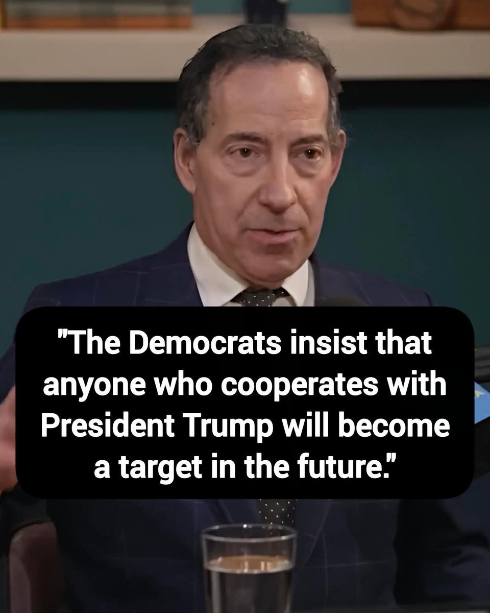 ChuksEmekaT's tweet photo. 🚨LAWFARE: "The Democrats insist that anyone who cooperates with President Trump will become a target in the future."

Thoughts? https://t.co/9mm182yGJ9