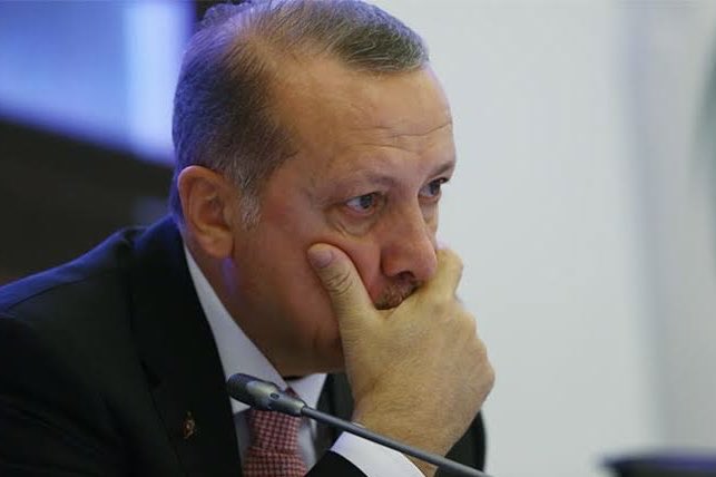 unsalunlu's tweet image. Gündemi "Patron kızar mı?" demeden konuşmaya hazır mısınız? 
9'da #Twitter #Facebook ve #YouTubeLive 'da. 
"Erdoğan, Özgür Özel'le görüşür mü?"