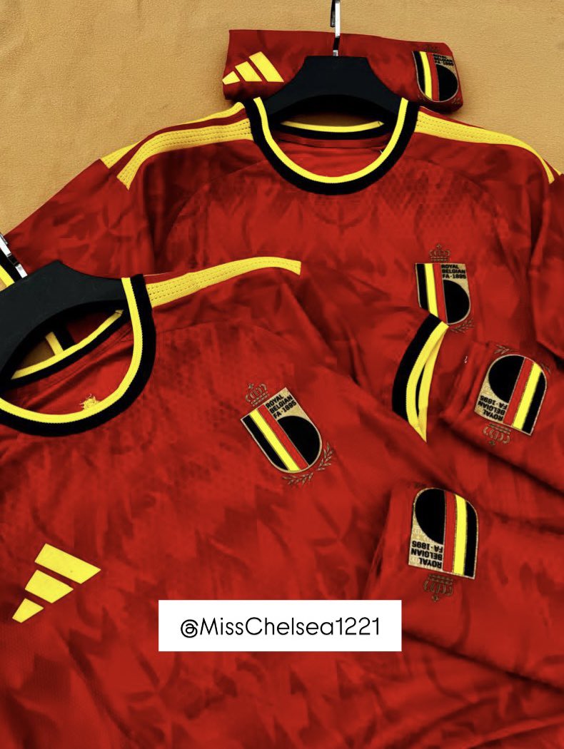 Miss Chelsea1221 tweet media