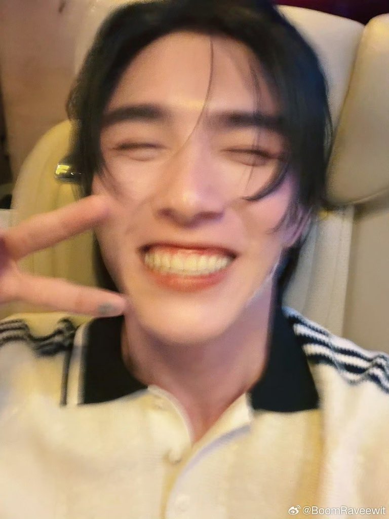xi_le13210's tweet image. tian jin jian🥰✌️
#BXXMRVW #BOOM #RVW