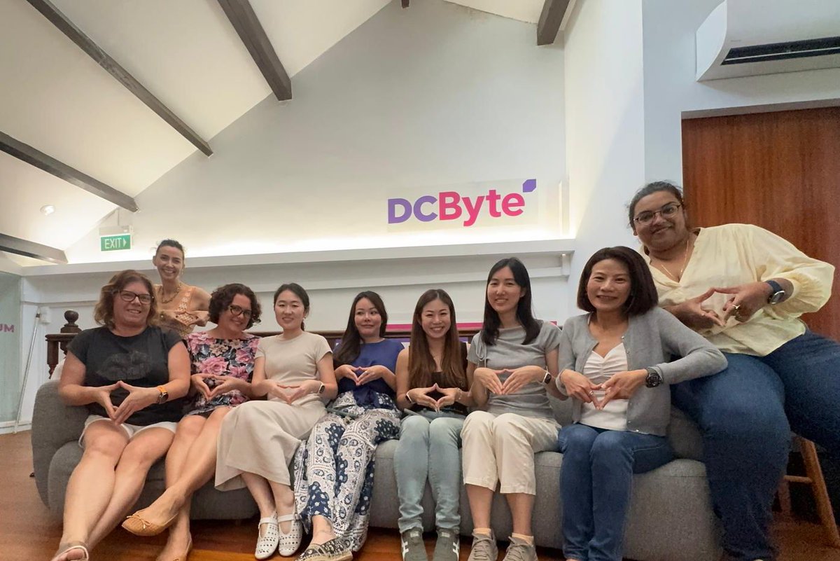 Our Singapore office hosted the very first WiDC ELEVATE public speaking bootcamp last weekend.
Two days of incredible energy, learning and community with Women in Data Centers and KeyNote Women Speakers Directory.
Proud to have played a small part. 💜
#WomenInDataCenters #ELEVATE