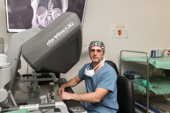 إسرائيل بالعربية tweet media