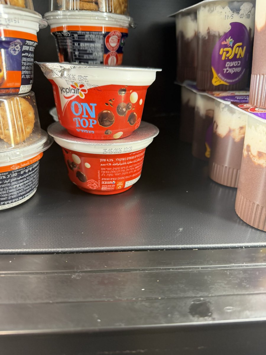 Yaironen tweet media