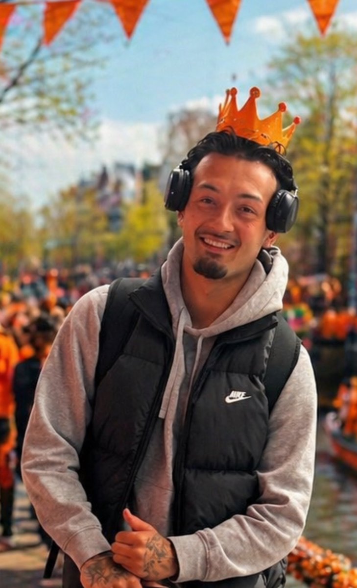 KaiBoham's tweet image. 𝙃𝙊𝙈𝙀 🇳🇱 🧡

After my last match last Saturday @Lynxfcgib , I headed back home. Grateful for the season and everything it brought. Today in my hometown #Amsterdam, celebrating King’s Day 🇳🇱🧡

#KingsDay #Home #FootballLife #SeasonEnd #Grateful #FamilyTime #OrangeVibes