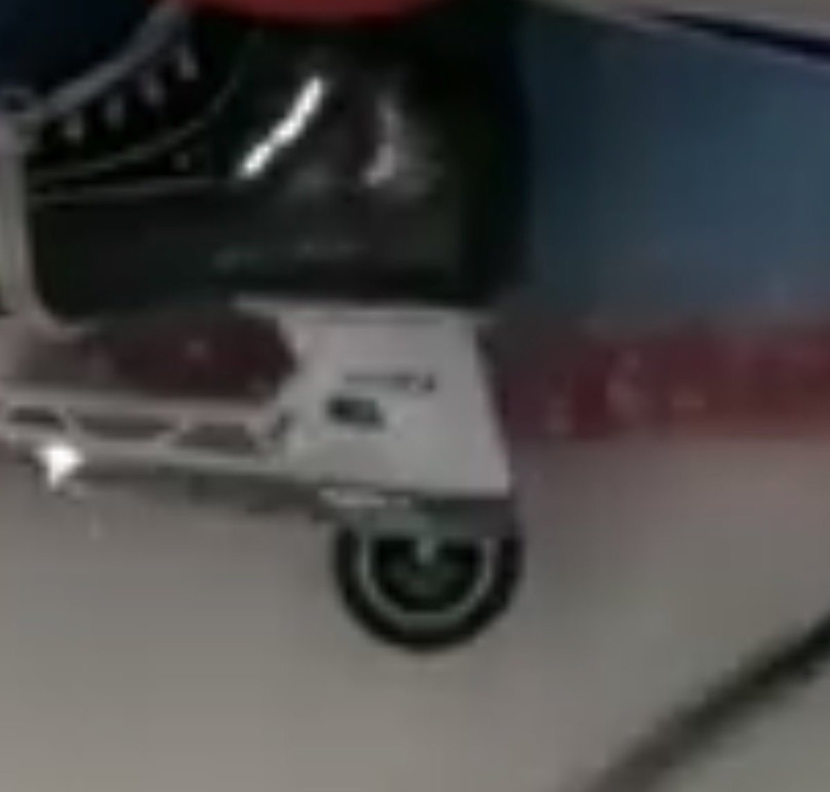 ThiccVanExel tweet media