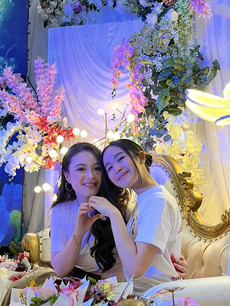 maine ♡ tweet media