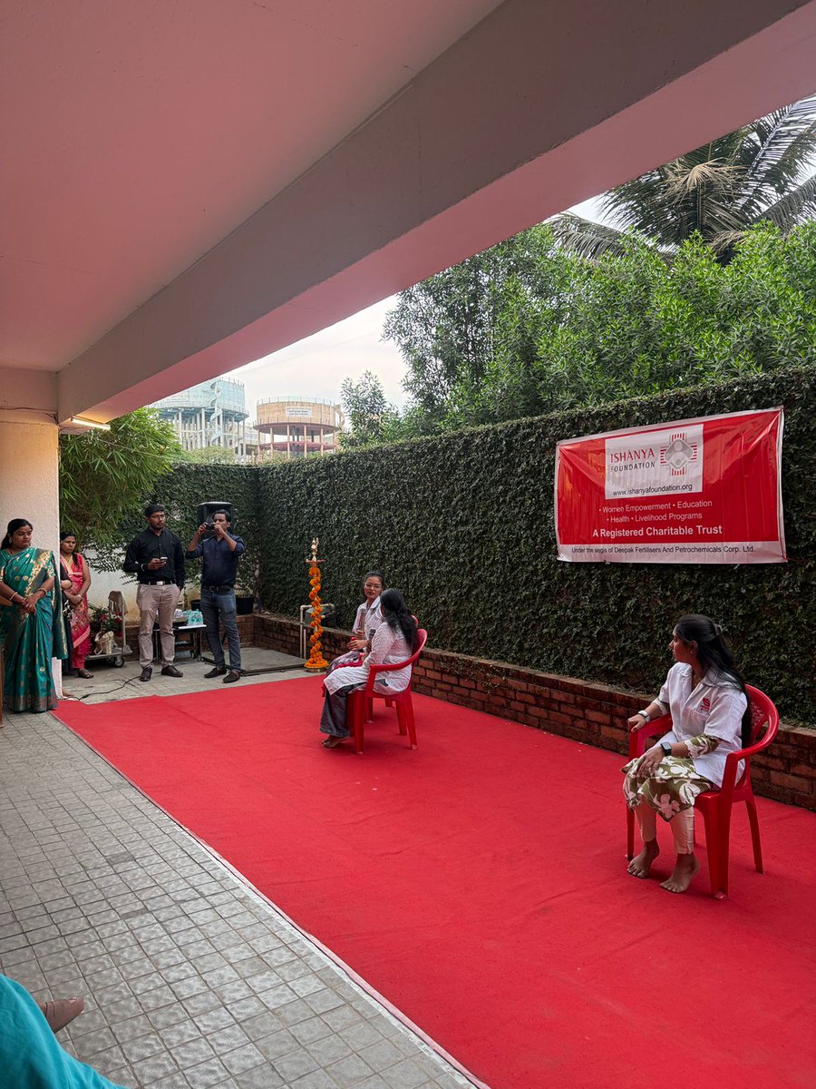 SCON_symbi's tweet image. 🏆 SCON Achievement
M.Sc. Nursing students won 1st prize in a role play at Ishanya Foundation (18 March 2026) on cervical cancer prevention. Guided by Dr. Seeta Devi, Professor (SCON).
#scon #symbiosisinternationaluniversity #StudentAchievement