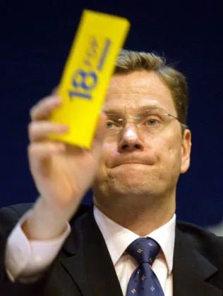 fms_munich's tweet photo. " Die Freiheit stirbt immer zentimeterweise"  

Das ist aktueller denn je.

Vor 24 Jahren war sein Ziel 18% https://t.co/zzG8vqdZ2H