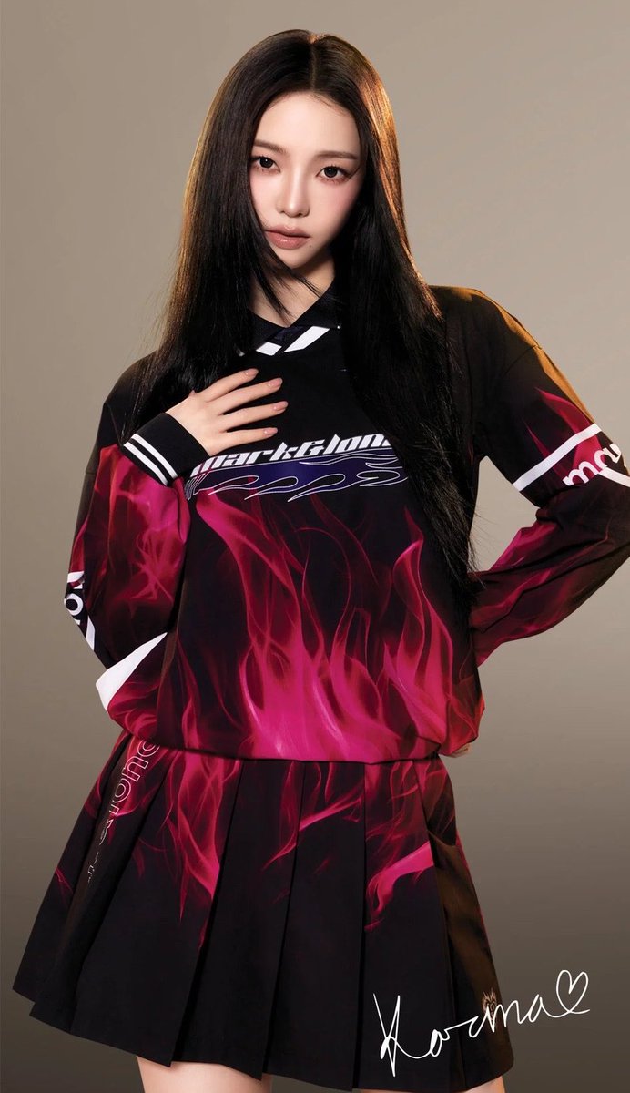 سيلستين كارينا tweet media