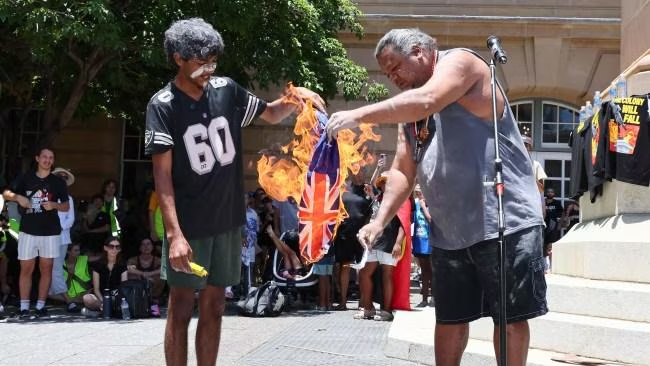 sadujtoiracsi's tweet image. It serves as a reminder to never forget those who served in war and the sacrifices made, often in the face of an enemy.
#Factsmatter #Auspol
