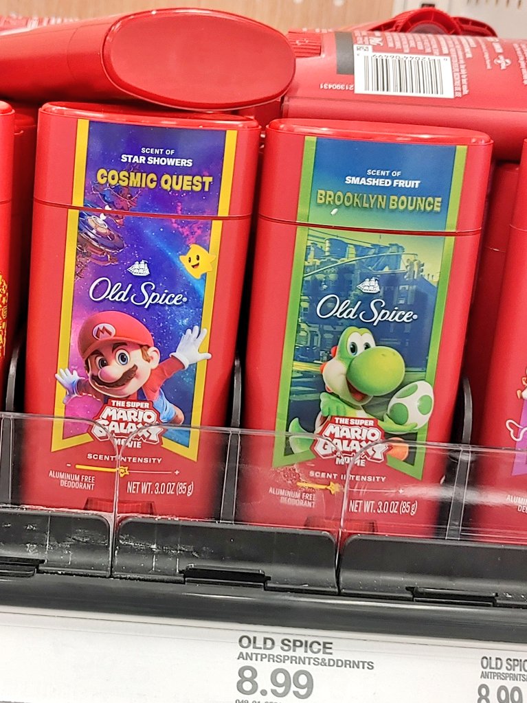 thisistheraybro's tweet image. Picked up a Yoshi deodorant (lol)  &amp;amp; got it a few Grogu colectibles! 👾✌🏽
#SharingSunday #SundayFunday