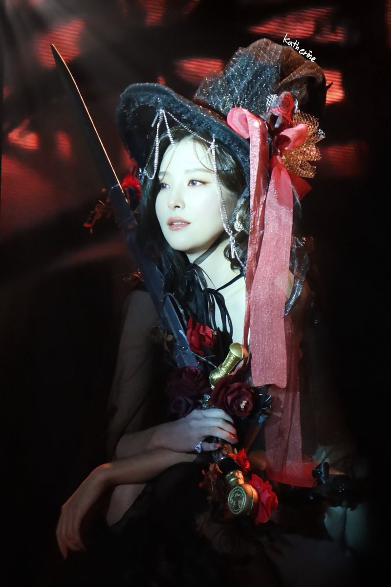 Katherine tweet media