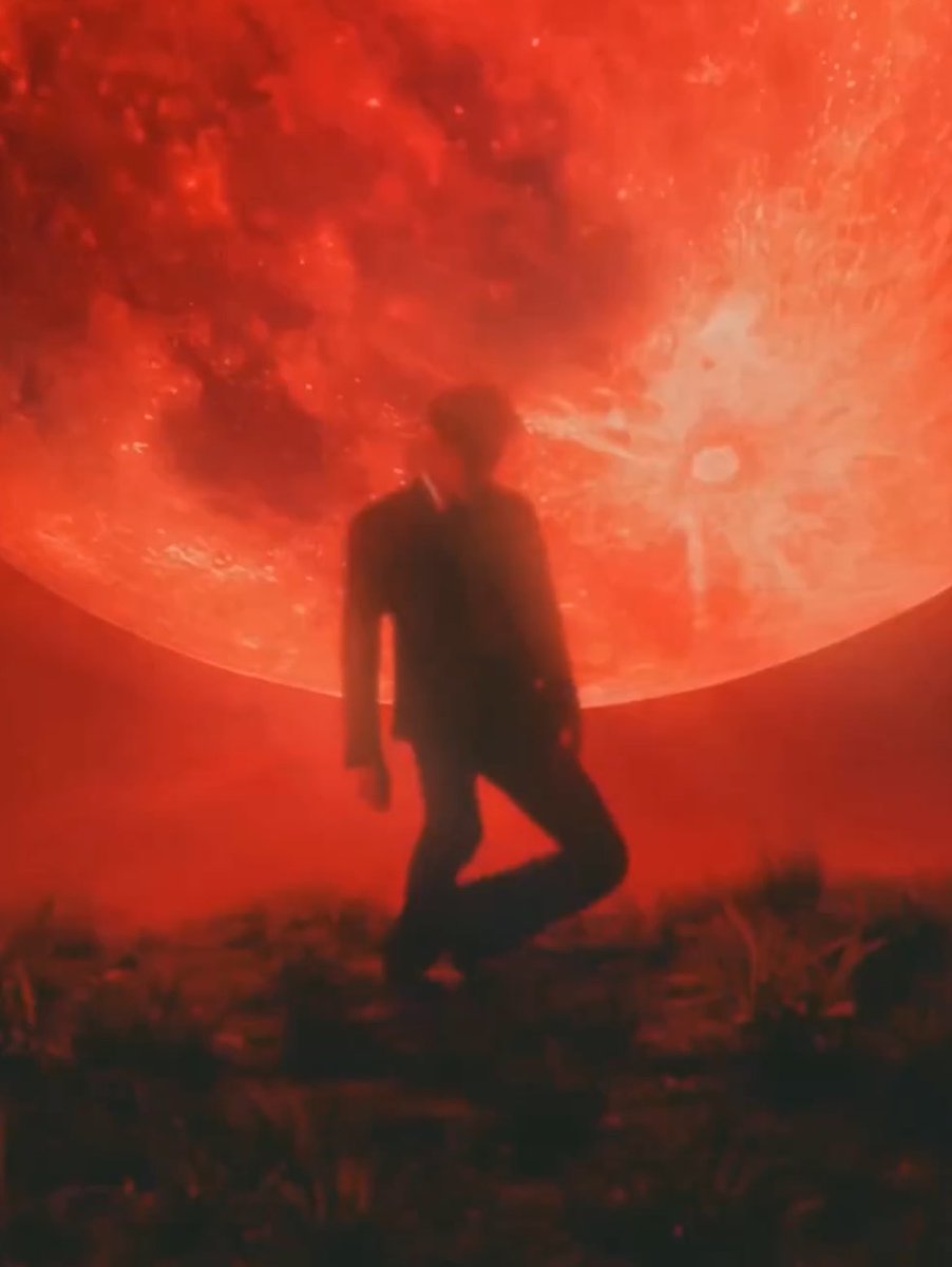 the true vampire you are park sunghoon, he’s really the hottest vampire